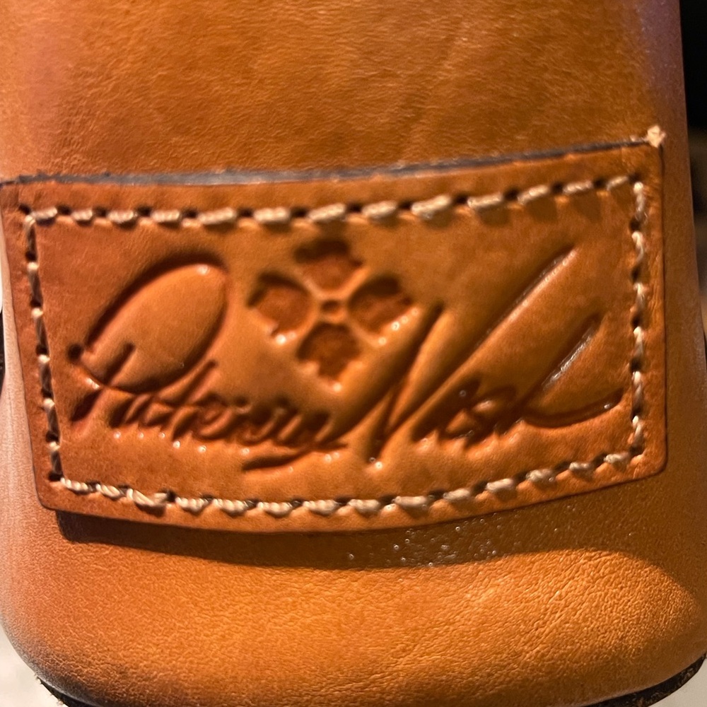 Patricia Nash Shoulder Bag - Picture 10 of 13